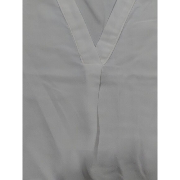 Banana Republic XL White V-Neck Sleeveless Minamalist Boxy Closet Staple Top - Picture 5 of 12